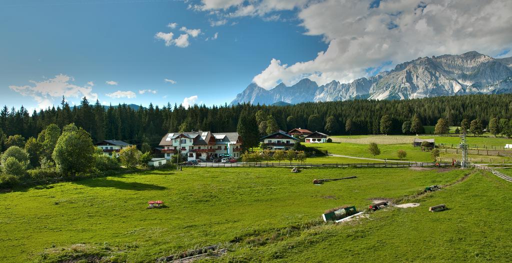 Alpengasthof Fichtenheim Hotel Ramsau am Dachstein Exterior photo